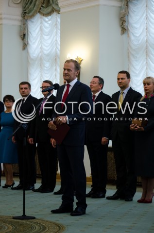  11.09.2014 WARSZAWA PREMIER DONALD TUSK SKLADA DYMISJE RZADU NA RECE PREZYDENTA RP BRONISLAWA KOMOROWSKIEGO N/Z PREMIER DONALD TUSK   