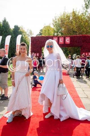  14.09.2014 WARSZAWA PIERWSZY CHARYTATYWNY BIEG W SUKNIACH SLUBNYCH  N/Z KATARZYNA KEPKA  