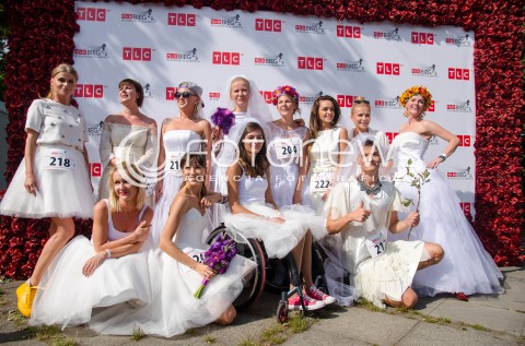  14.09.2014 WARSZAWA PIERWSZY CHARYTATYWNY BIEG W SUKNIACH SLUBNYCH  N/Z JULIA TORLA MISS POLSKI NA WOZKU 2014 CELEBRYCI CELEBRYTKI MARTA WIERZBICKA DOROTA CZAJA ANETA TODORCZUK PERCHUC ANETA ZAJAC VIOLA PIEKUT KATARZYNA KEPKA  