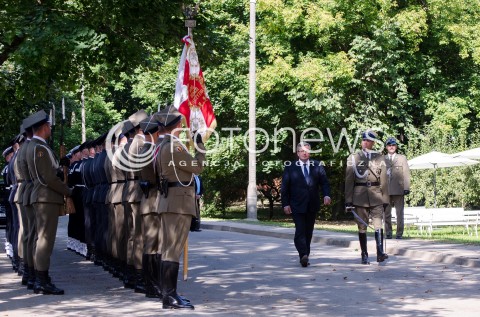  17.09.2014 WARSZAWA UROCZYSTOSC W 75 ROCZNICE AGRESJI SOWIECKIEJ NA POLSCE W CYTADELI WARSZAWSKIEJ N/Z PREZYDENT RP BRONISLAW KOMOROWSKI  