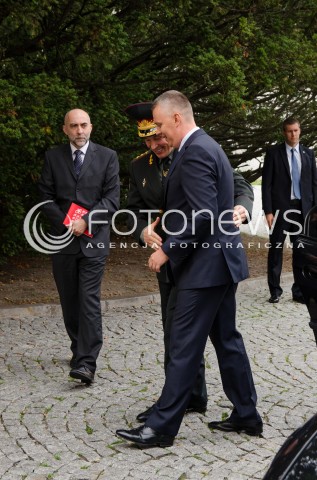  19.09.2014 WARSZAWA SPOTKANIE MINISTRA OBRONY NARODOWEJ POLSKI TOMASZA SIEMONIAKA Z MINISTREM OBRONY UKRAINY GENERALEM VALERIYEM HELETEYEM N/Z MINISTER OBRONY NARODOWEJ RP TOMASZ SIEMONIAK MINISTER OBRONY UKRAINY VALERIY HELETEY  