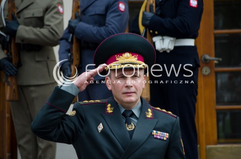  19.09.2014 WARSZAWA SPOTKANIE MINISTRA OBRONY NARODOWEJ POLSKI TOMASZA SIEMONIAKA Z MINISTREM OBRONY UKRAINY GENERALEM VALERIYEM HELETEYEM N/Z MINISTER OBRONY UKRAINY VALERIY HELETEY  