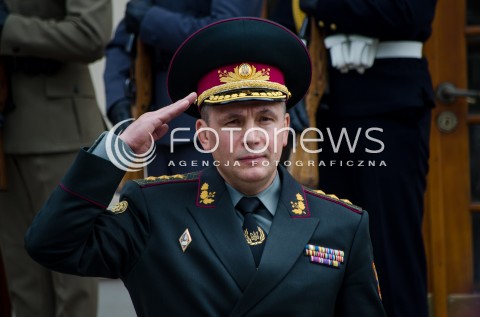  19.09.2014 WARSZAWA SPOTKANIE MINISTRA OBRONY NARODOWEJ POLSKI TOMASZA SIEMONIAKA Z MINISTREM OBRONY UKRAINY GENERALEM VALERIYEM HELETEYEM N/Z MINISTER OBRONY UKRAINY VALERIY HELETEY  