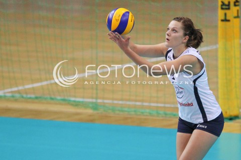  19.09.2014 RZESZOW <br />SIATKOWKA<br />TURNIEJ ZESPOLOW ORLENLIGI PRZED SEZONEM 2014/2015<br />MECZ DEVELOPRES SKYRES RZESZOW - MUSZYNIANKA MUSZYNA<br />N/Z JUSTYNA SOSNOWSKA SYLWETKA<br /> 