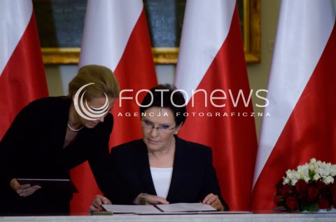  22.09.2014 WARSZAWA PREZYDENT RP BRONISLAW KOMOROWSKI POWOWAL RZAD PREMIER EWY KOPACZ N/Z PREMIER RP EWA KOPACZ   