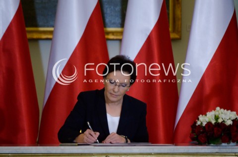  22.09.2014 WARSZAWA PREZYDENT RP BRONISLAW KOMOROWSKI POWOWAL RZAD PREMIER EWY KOPACZ N/Z PREMIER RP EWA KOPACZ   