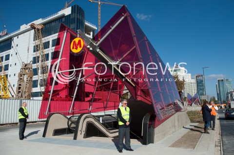  28.09.2014 WARSZAWA<br />PRZEJAZD POCIAGIEM INSPIRO TRASA CENTRALNEGO ODCINKA II LINII METRA<br />N/Z WEJSCIE DO STACJI RONDO DASZYNSKIEGO<br /> 