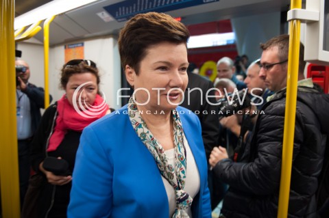  28.09.2014 WARSZAWA<br />PRZEJAZD POCIAGIEM INSPIRO TRASA CENTRALNEGO ODCINKA II LINII METRA<br />N/Z HANNA GRONKIEWICZ WALTZ<br /> 