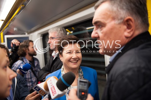  28.09.2014 WARSZAWA<br />PRZEJAZD POCIAGIEM INSPIRO TRASA CENTRALNEGO ODCINKA II LINII METRA<br />N/Z JACEK WOJCIECHOWICZ HANNA GRONKIEWICZ WALTZ PREZES METRA WARSZAWSKIEGO JERZY LEJK<br /> 