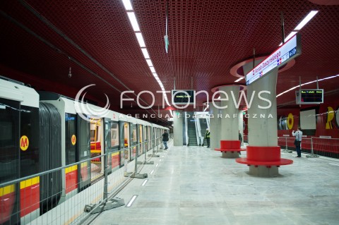  28.09.2014 WARSZAWA<br />PRZEJAZD POCIAGIEM INSPIRO TRASA CENTRALNEGO ODCINKA II LINII METRA<br />N/Z STACJA RONDO DASZYNSKIEGO <br /> 