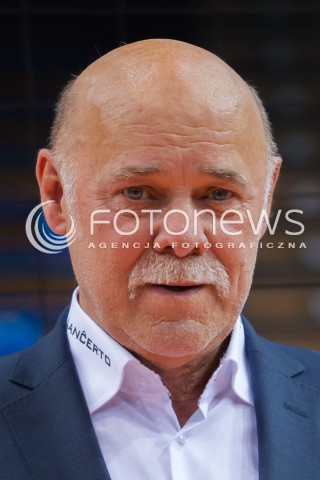  29.09.2014 RZESZOW <br />SESJA ZDJECIOWA SIATKARZY ASSECO RESOVIA<br />N/Z WOJCIECH GROSZEK - KIEROWNIK DRUZYNY<br /> 