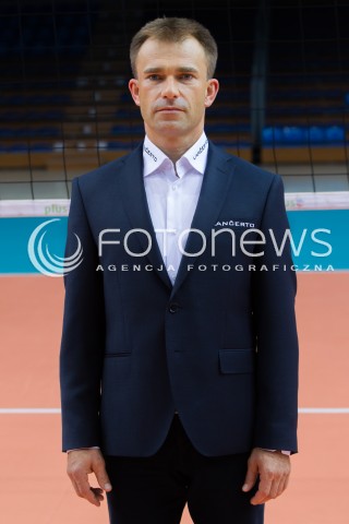  29.09.2014 RZESZOW <br />SESJA ZDJECIOWA SIATKARZY ASSECO RESOVIA<br />N/Z JACEK RUSIN - FIZJOTERAPEUTA<br /> 