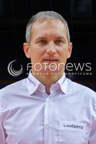  29.09.2014 RZESZOW <br />SESJA ZDJECIOWA SIATKARZY ASSECO RESOVIA<br />N/Z ANDRZEJ KOWAL - TRENER ( HEAD COACH )<br /> 