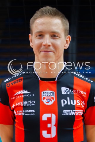  29.09.2014 RZESZOW <br />SESJA ZDJECIOWA SIATKARZY ASSECO RESOVIA<br />N/Z MICHAL ZUREK<br /> 