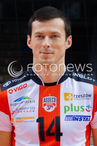  29.09.2014 RZESZOW <br />SESJA ZDJECIOWA SIATKARZY ASSECO RESOVIA<br />N/Z RAFAL BUSZEK<br /> 