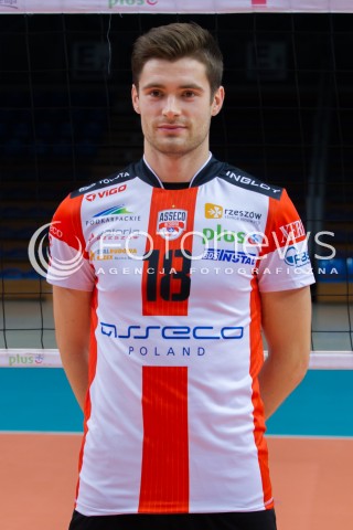  29.09.2014 RZESZOW <br />SESJA ZDJECIOWA SIATKARZY ASSECO RESOVIA<br />N/Z DAWID DRYJA<br /> 