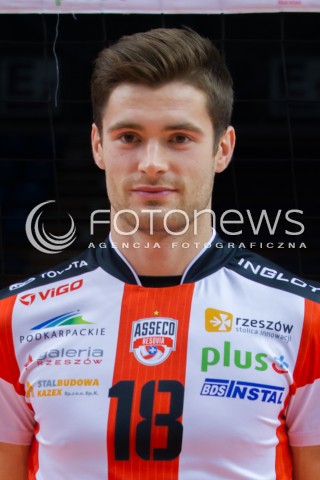  29.09.2014 RZESZOW <br />SESJA ZDJECIOWA SIATKARZY ASSECO RESOVIA<br />N/Z DAWID DRYJA<br /> 