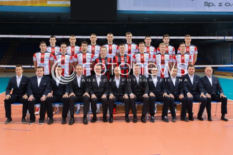  29.09.2014 RZESZOW <br />SESJA ZDJECIOWA SIATKARZY ASSECO RESOVIA<br />N/Z ZDJECIE GRUPOWE<br />NIKOLAY PENCHEV RAFAL BUSZEK MARCO IVOVIC PAUL LOTMAN FABIAN DRZYZGA RUSSELL HOLMES MICHAL ZUREK LUKASZ PERLOWSKI KRZYSZTOF IGNACZAK PIOTR NOWAKOWSKI LUKAS TICHACEK DAWID KONARSKI MICHAL KOZLOWSKI DAWID DRYJA OLIEG ACHREM JOCHEN SCHOPS ANDRZEJ ZAHORSKI SERGIUSZ RUSZEL MICHAL MIESZKO GOGOL ANDRZEJ KOWAL MAREK PANEK BARTOSZ GORSKI MARCIN OGONOWSKI MACIEJ PAJAK JACEK RUSIN JAROSLAW GUTOWSKI WOJCIECH GROSZEK<br /> 