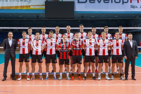  29.09.2014 RZESZOW <br />SESJA ZDJECIOWA SIATKARZY ASSECO RESOVIA<br />N/Z ZDJECIE GRUPOWE<br />NIKOLAY PENCHEV RAFAL BUSZEK MARCO IVOVIC PAUL LOTMAN FABIAN DRZYZGA RUSSELL HOLMES MICHAL ZUREK LUKASZ PERLOWSKI KRZYSZTOF IGNACZAK PIOTR NOWAKOWSKI LUKAS TICHACEK DAWID KONARSKI MICHAL KOZLOWSKI DAWID DRYJA OLIEG ACHREM JOCHEN SCHOPS ANDRZEJ KOWAL MARCIN OGONOWSKI<br /> 