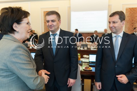  30.09.2014 WARSZAWA<br />POSIEDZENIE RADY MINISTROW<br />N/Z PREMIER EWA KOPACZ BARTOSZ ARLUKOWICZ MAREK MICHALAK<br /> 