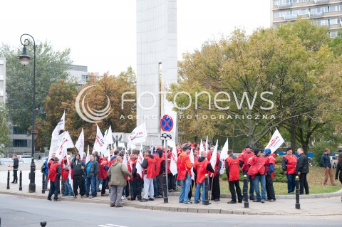  01.10.2014 WARSZAWA SEJM RP<br />OBRADY SEJMU<br />N/Z GORNICY PRZYGOTOWUJA SIE DO STRAJKU<br /> 