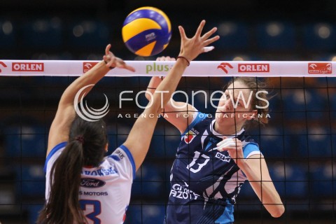  03.10.2014 RZESZOW<br />SIATKOWKA ORLEN LIGA 2014/2015 WOMEN VOLLEYBALL POLAND POLISH ORLENLIGA LEAGUE SEASON 2014/2015<br />MECZ DEVELOPRES SKYRES RZESZOW - CHEMIK POLICE<br />N/Z KATARZYNA MROZ <br /> 
