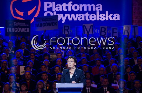  04.10.2014 WARSZAWA WARSZAWSKA KONWENCJA PLATFORMY OBYWATELSKIEJ INAUGURUJACA KAMPANIE WYBORCZA PRZED WYBORAMI SAMORZADOWYMI N/Z PREMIER EWA KOPACZ   