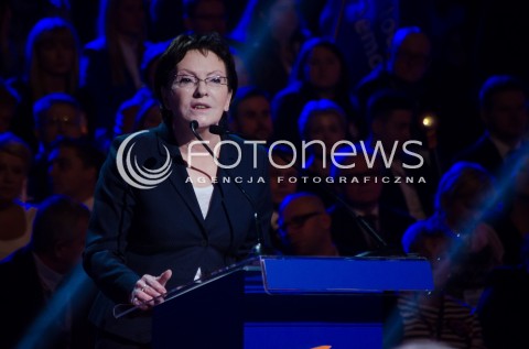  04.10.2014 WARSZAWA WARSZAWSKA KONWENCJA PLATFORMY OBYWATELSKIEJ INAUGURUJACA KAMPANIE WYBORCZA PRZED WYBORAMI SAMORZADOWYMI N/Z PREMIER EWA KOPACZ   