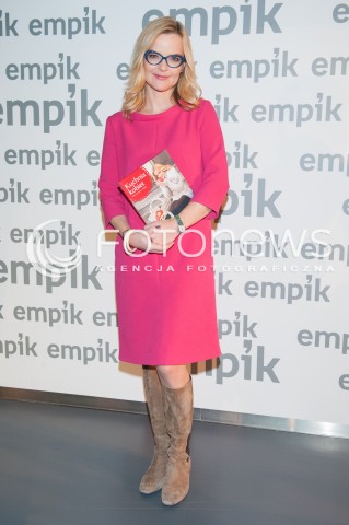  08.10.2014 WARSZAWA EMPIK<br />PROMOCJA KSIAZKI MONIKI ZAMACHOWSKIEJ KUCHNIA KOBIET <br />N/Z MONIKA ZAMACHOWSKA<br /> 