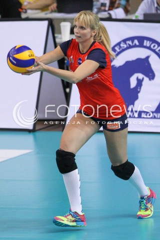  10.10.2014 RZESZOW<br />SIATKOWKA ORLEN LIGA 2014/2015 WOMEN VOLLEYBALL POLAND POLISH ORLENLIGA LEAGUE SEASON 2014/2015<br />MECZ DEVELOPRES SKYRES RZESZOW - BUDOWLANI LODZ<br />N/Z NATALIA SKRZYPKOWSKA SYLWETKA <br /> 
