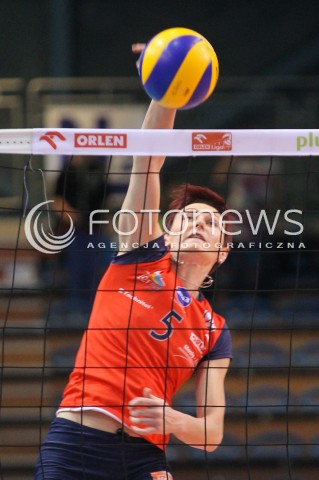 10.10.2014 RZESZOW<br />SIATKOWKA ORLEN LIGA 2014/2015 WOMEN VOLLEYBALL POLAND POLISH ORLENLIGA LEAGUE SEASON 2014/2015<br />MECZ DEVELOPRES SKYRES RZESZOW - BUDOWLANI LODZ<br />N/Z DOROTA SCIURKA  SYLWETKA ATAK<br /> 