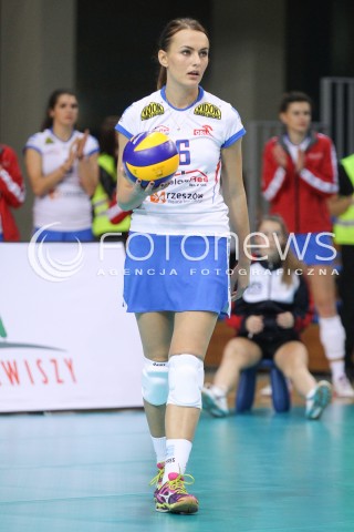  10.10.2014 RZESZOW<br />SIATKOWKA ORLEN LIGA 2014/2015 WOMEN VOLLEYBALL POLAND POLISH ORLENLIGA LEAGUE SEASON 2014/2015<br />MECZ DEVELOPRES SKYRES RZESZOW - BUDOWLANI LODZ<br />N/Z KATARZYNA WARZOCHA SYLWETKA <br /> 