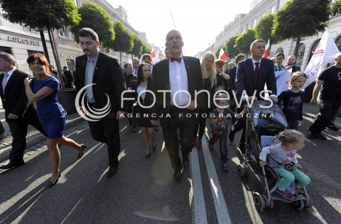  11.10.2014 WARSZAWA<br />MARSZ WOLNOSCI I SUWERENNOSCI KNP<br />N/Z JANUSZ KORWIN MIKKE PRZEMYSLAW WIPLER<br /> 