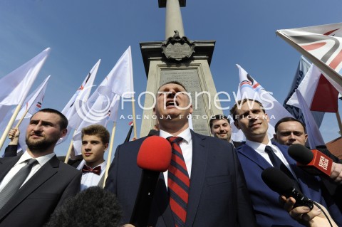  11.10.2014 WARSZAWA<br />MARSZ WOLNOSCI I SUWERENNOSCI KNP<br />N/Z PRZEMYSLAW WIPLER<br /> 