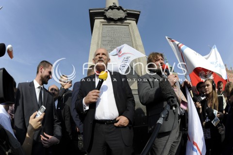  11.10.2014 WARSZAWA<br />MARSZ WOLNOSCI I SUWERENNOSCI KNP<br />N/Z JANUSZ KORWIN MIKKE STANISLAW ZOLTEK<br /> 