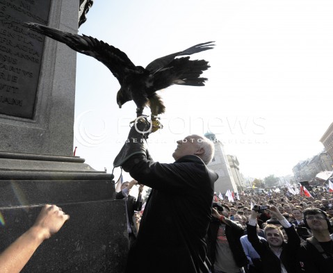  11.10.2014 WARSZAWA<br />MARSZ WOLNOSCI I SUWERENNOSCI KNP<br />N/Z JANUSZ KORWIN MIKKE<br /> 