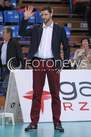  11.10.2014 RZESZOW<br />SIATKOWKA PLUSLIGA 2014/2015 MEN VOLLEYBALL POLAND POLISH PLUS LIGA LEAGUE SEASON 2014/2015<br />MECZ ASSECO RESOVIA - BBTS BIELSKO - BIALA<br />N/Z PIOTR GRUSZKA - TRENER ( HEAD COACH ) SYLWETKA <br /> 