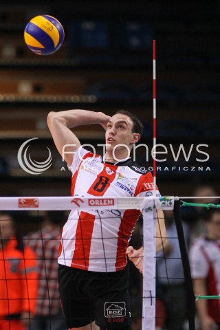  11.10.2014 RZESZOW<br />SIATKOWKA PLUSLIGA 2014/2015 MEN VOLLEYBALL POLAND POLISH PLUS LIGA LEAGUE SEASON 2014/2015<br />MECZ ASSECO RESOVIA - BBTS BIELSKO - BIALA<br />N/Z MARKO IVOVIC SYLWETKA ATAK<br /> 