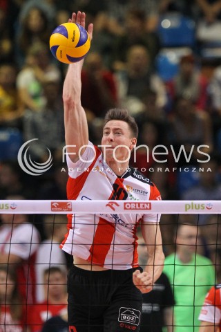  11.10.2014 RZESZOW<br />SIATKOWKA PLUSLIGA 2014/2015 MEN VOLLEYBALL POLAND POLISH PLUS LIGA LEAGUE SEASON 2014/2015<br />MECZ ASSECO RESOVIA - BBTS BIELSKO - BIALA<br />N/Z JOCHEN SCHOPS SYLWETKA ATAK<br /> 