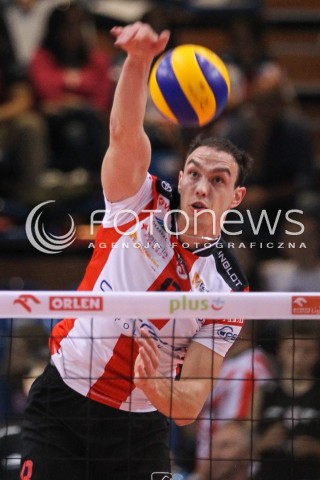  11.10.2014 RZESZOW<br />SIATKOWKA PLUSLIGA 2014/2015 MEN VOLLEYBALL POLAND POLISH PLUS LIGA LEAGUE SEASON 2014/2015<br />MECZ ASSECO RESOVIA - BBTS BIELSKO - BIALA<br />N/Z MARKO IVOVIC SYLWETKA ATAK<br /> 