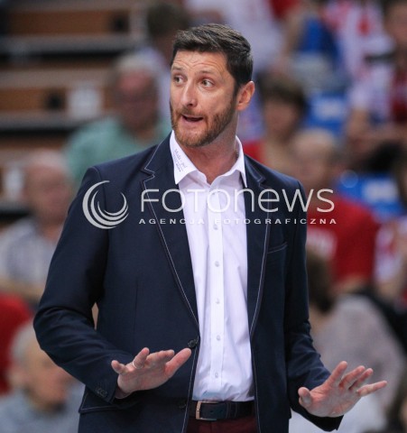  11.10.2014 RZESZOW<br />SIATKOWKA PLUSLIGA 2014/2015 MEN VOLLEYBALL POLAND POLISH PLUS LIGA LEAGUE SEASON 2014/2015<br />MECZ ASSECO RESOVIA - BBTS BIELSKO - BIALA<br />N/Z PIOTR GRUSZKA - TRENER ( HEAD COACH ) SYLWETKA <br /> 