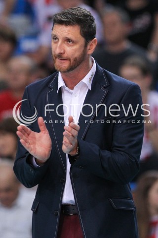 11.10.2014 RZESZOW<br />SIATKOWKA PLUSLIGA 2014/2015 MEN VOLLEYBALL POLAND POLISH PLUS LIGA LEAGUE SEASON 2014/2015<br />MECZ ASSECO RESOVIA - BBTS BIELSKO - BIALA<br />N/Z PIOTR GRUSZKA - TRENER ( HEAD COACH ) SYLWETKA <br /> 