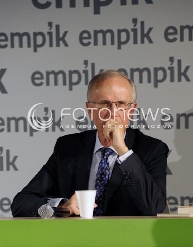  14.10.2014 WARSZAWA<br />GRZEGORZ KOLODKO W EMPIKU<br />N/Z GRZEGORZ KOLODKO<br /> 