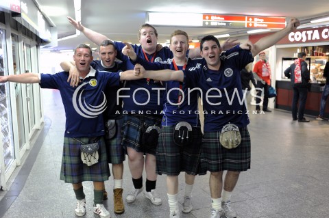 14.10.2014 WARSZAWA<br />KIBICE W WARSZAWIE PRZED MECZEM POLSKA - SZKOCJA<br />N/Z KIBICE SZKOCJI SZKOCI<br /> 