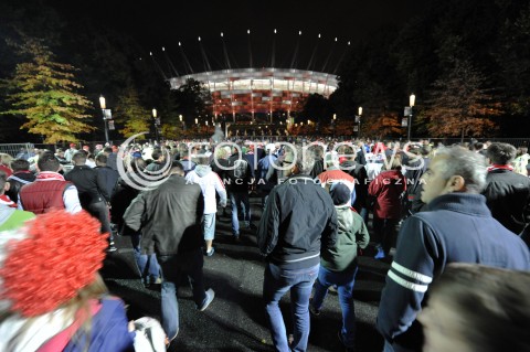  14.10.2014 WARSZAWA<br />KIBICE W WARSZAWIE PRZED MECZEM POLSKA - SZKOCJA<br />N/Z KIBICE<br /> 