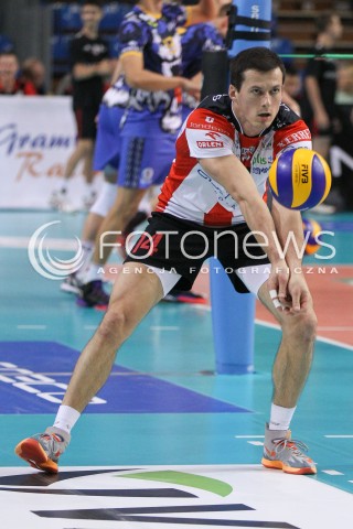  15.10.2014 RZESZOW<br />SIATKOWKA PLUSLIGA 2014/2015 MEN VOLLEYBALL POLAND POLISH PLUS LIGA LEAGUE SEASON 2014/2015<br />MECZ ASSECO RESOVIA - MKS BANIMEX BEDZIN<br />N/Z RAFAL BUSZEK SYLWETKA <br /> 