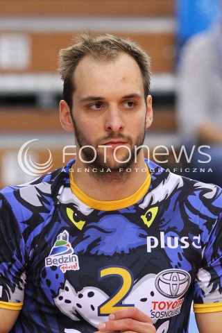  15.10.2014 RZESZOW<br />SIATKOWKA PLUSLIGA 2014/2015 MEN VOLLEYBALL POLAND POLISH PLUS LIGA LEAGUE SEASON 2014/2015<br />MECZ ASSECO RESOVIA - MKS BANIMEX BEDZIN<br />N/Z MILOSZ HEBDA SYLWETKA GLOWKA PORTRET<br /> 