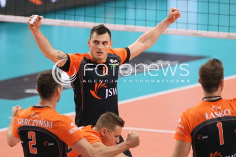  18.10.2014 RZESZOW<br />SIATKOWKA PLUSLIGA 2014/2015 MEN VOLLEYBALL POLAND POLISH PLUS LIGA LEAGUE SEASON 2014/2015<br />MECZ ASSECO RESOVIA - JASTRZEBSKI WEGIEL<br />N/Z FABIAN DRZYZGA RADOSC EMOCJE SYLWETKA <br /> 