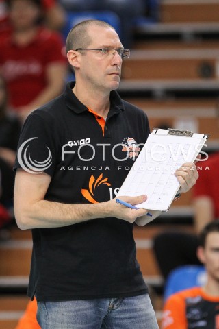  18.10.2014 RZESZOW<br />SIATKOWKA PLUSLIGA 2014/2015 MEN VOLLEYBALL POLAND POLISH PLUS LIGA LEAGUE SEASON 2014/2015<br />MECZ ASSECO RESOVIA - JASTRZEBSKI WEGIEL<br />N/Z ROBERTO PIAZZA - TRENER ( HEAD COACH ) SYLWETKA <br /> 