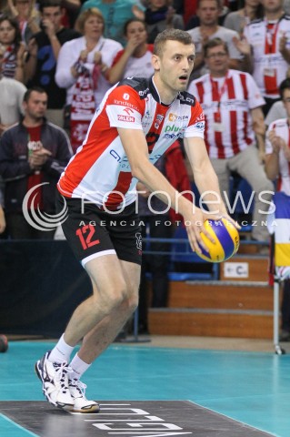  18.10.2014 RZESZOW<br />SIATKOWKA PLUSLIGA 2014/2015 MEN VOLLEYBALL POLAND POLISH PLUS LIGA LEAGUE SEASON 2014/2015<br />MECZ ASSECO RESOVIA - JASTRZEBSKI WEGIEL<br />N/Z LUKASZ PERLOWSKI SYLWETKA <br /> 